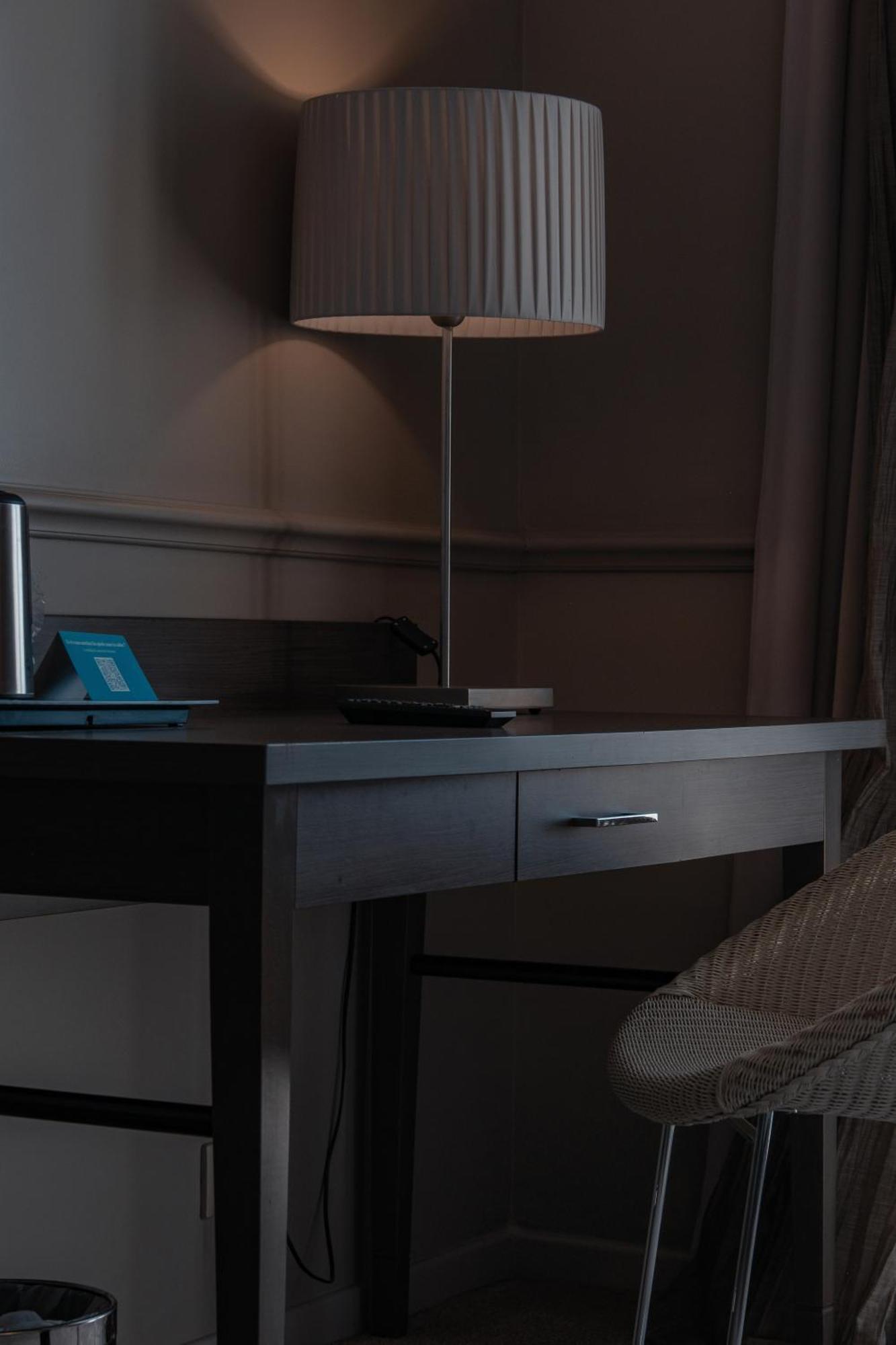Double or Twin Room Sea View